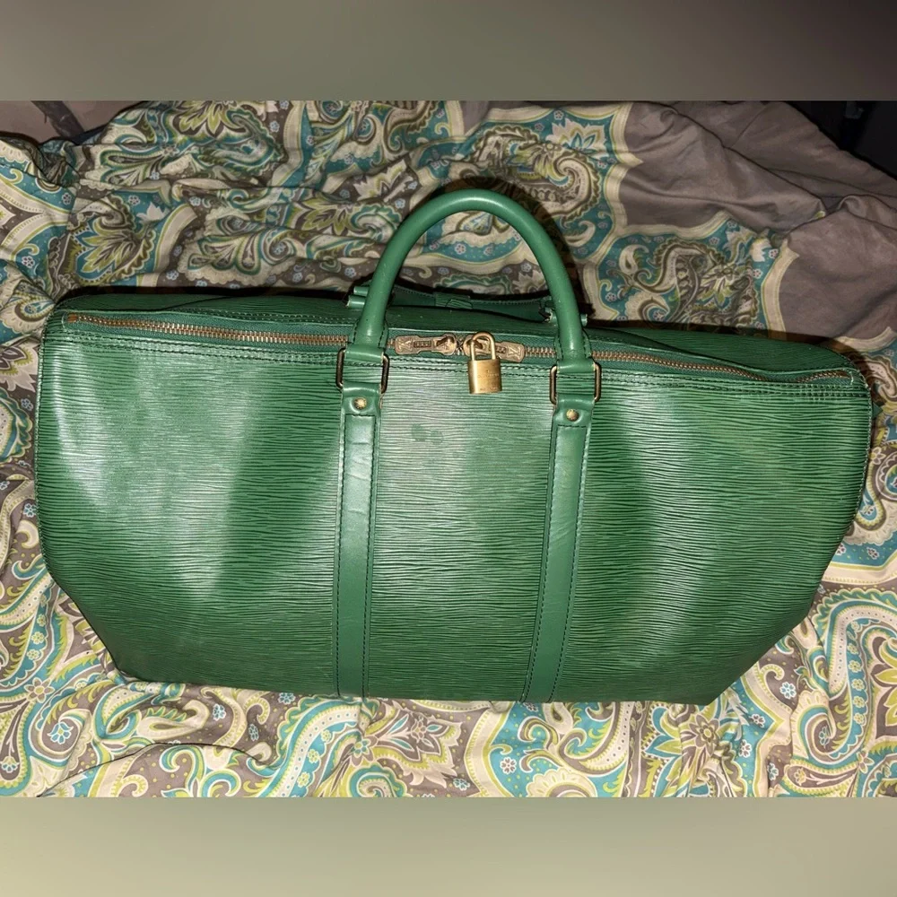 VTG Louis Vuitton Green Borneo Epi Keepall 55 Bundle - Picture 9 of 15